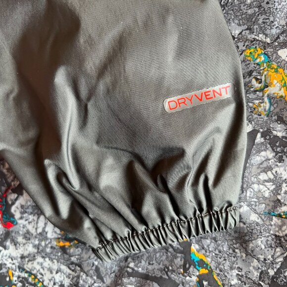 The North Face speckle lizard rainjacket 5T - Picture 8 of 11